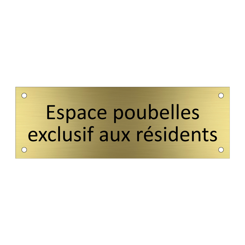 Espace poubelles exclusif aux résidents