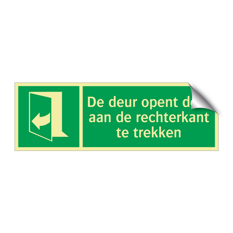 De deur opent door aan de rechterkant te trekken