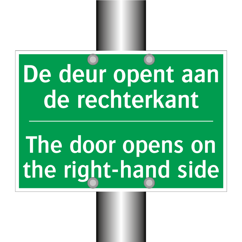 De deur opent aan de rechterkant /.../ - The door opens on the right-hand /.../