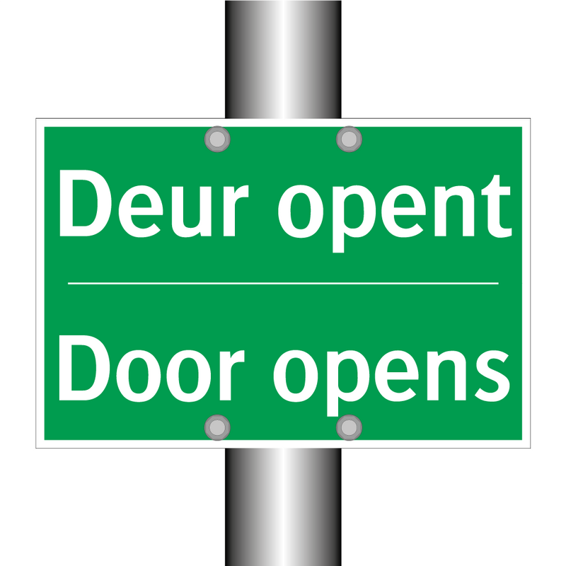 Deur opent - Door opens & Deur opent - Door opens & Deur opent - Door opens