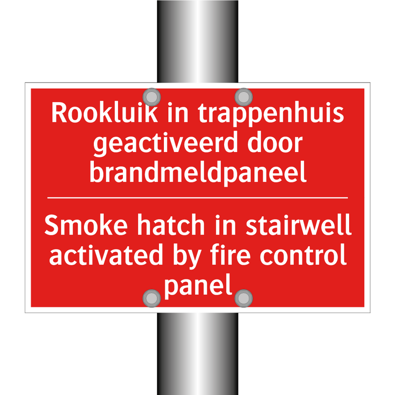 Rookluik in trappenhuis geactiveerd door /.../ - Smoke hatch in stairwell activated by fire /.../