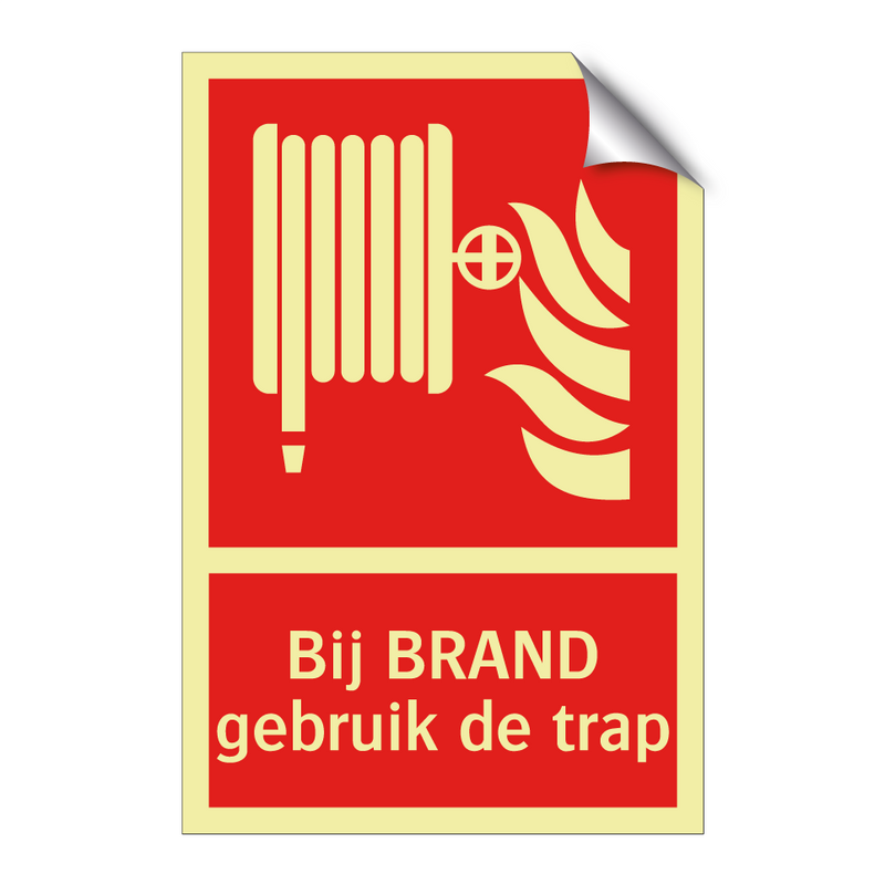 Bij BRAND gebruik de trap