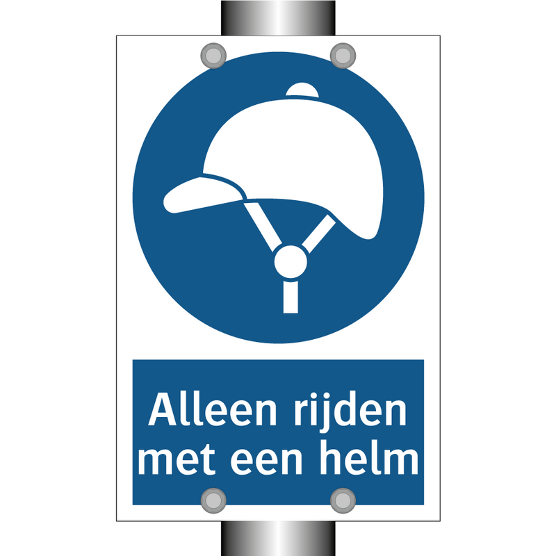 Alleen rijden met een helm & Alleen rijden met een helm & Alleen rijden met een helm