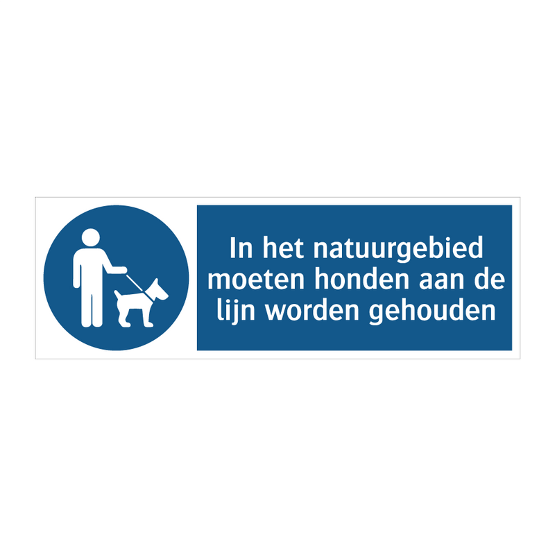 In het natuurgebied moeten honden aan de lijn worden gehouden