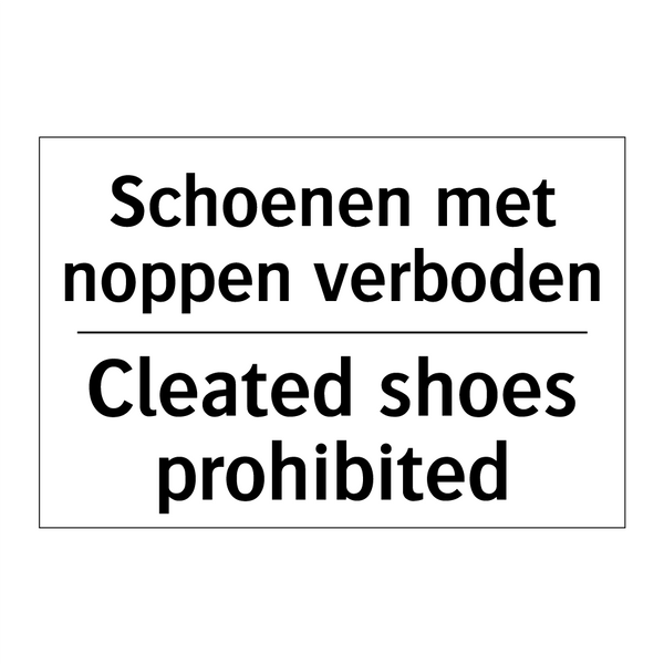 Schoenen met noppen verboden - Cleated shoes prohibited