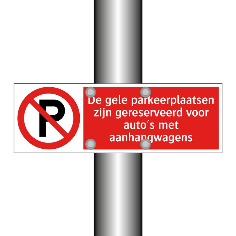 De gele parkeerplaatsen zijn gereserveerd voor auto's met aanhangwagens