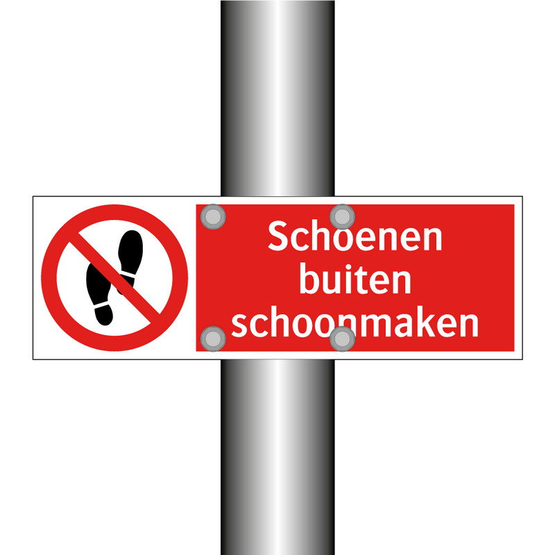 Schoenen buiten schoonmaken